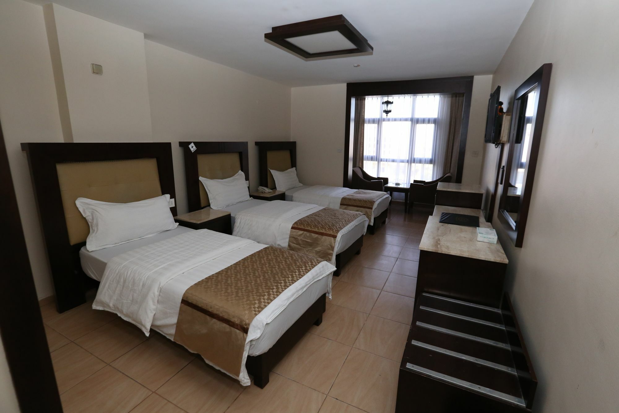 Al Zaitouna Hotel Акаба Екстер'єр фото